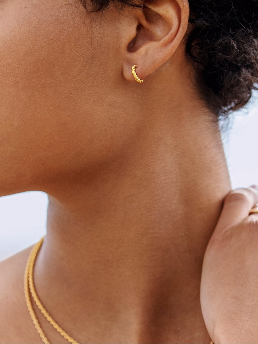 MONICA VINADER Corda Mini Huggie Earrings